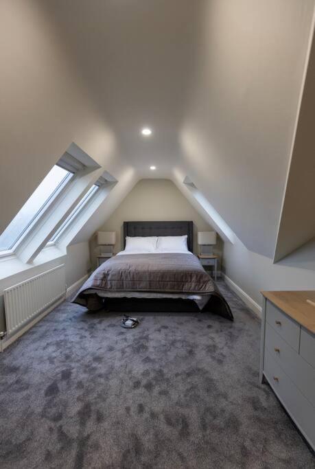 Luxury Town Centre Apartment Cookstown Exterior photo