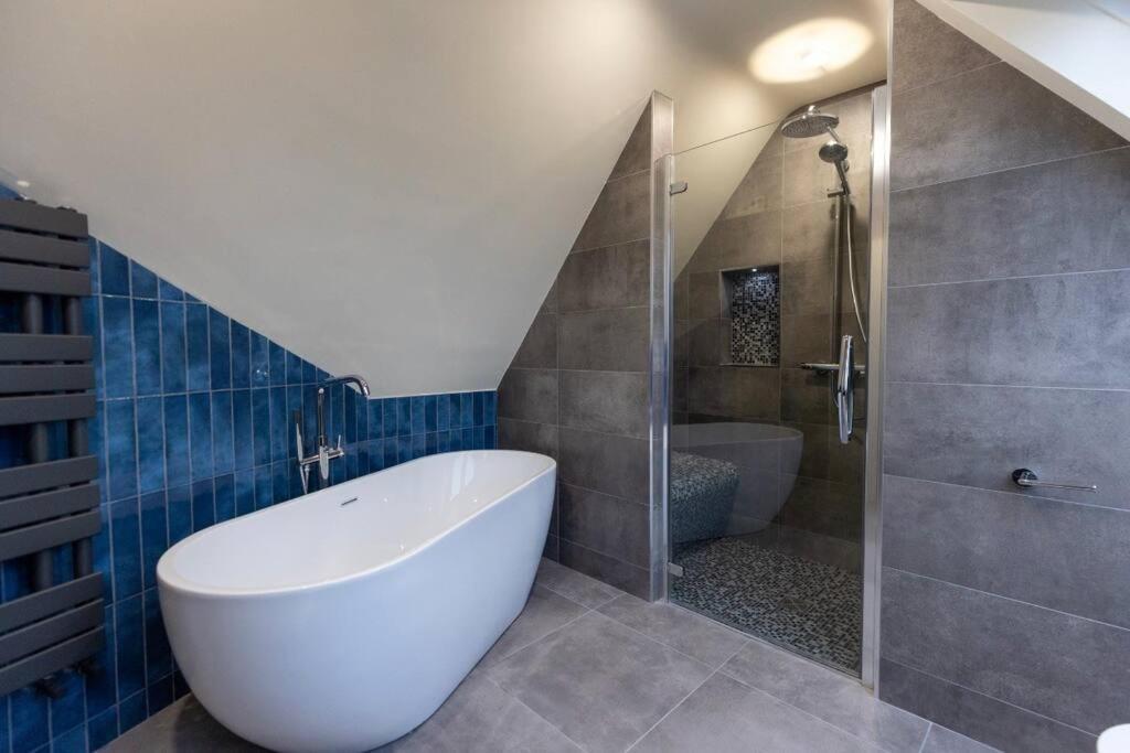Luxury Town Centre Apartment Cookstown Exterior photo